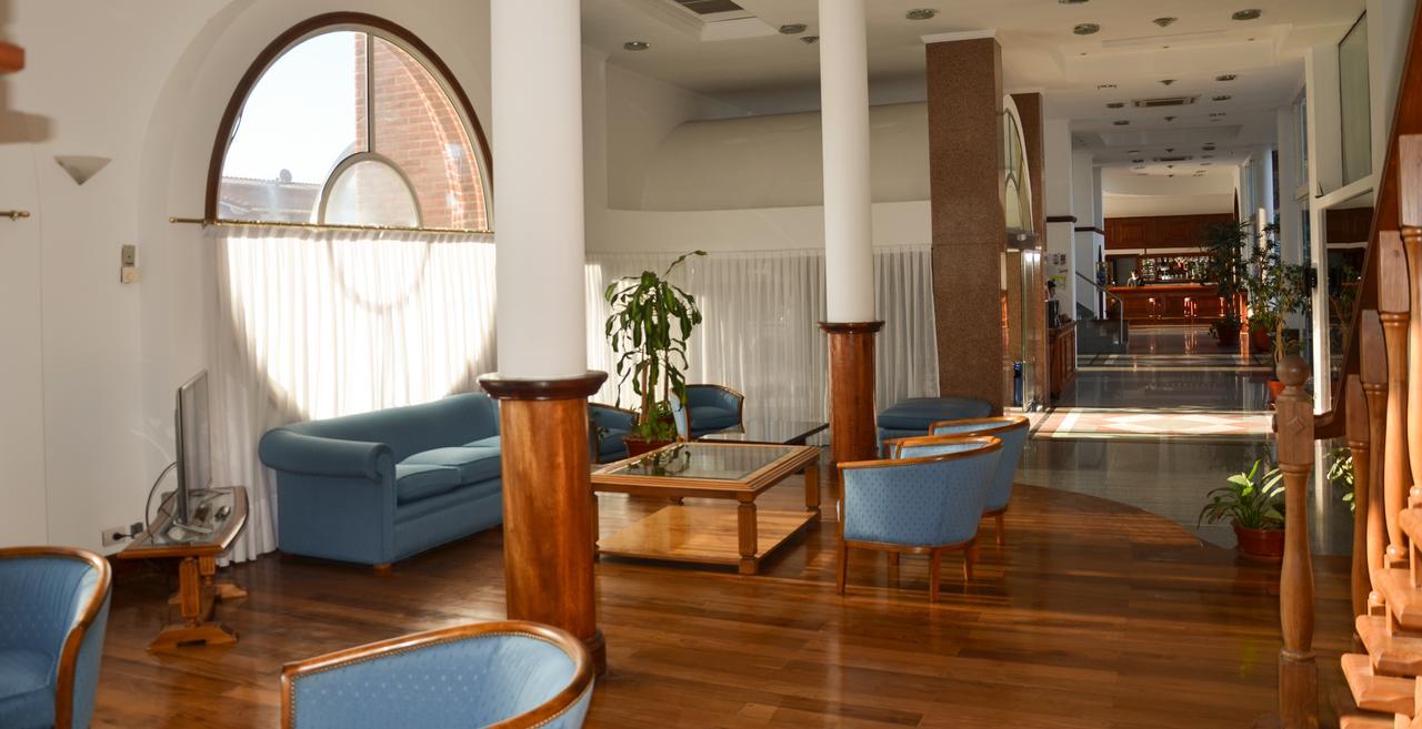 Hotel Reviens Pinamar Exteriér fotografie