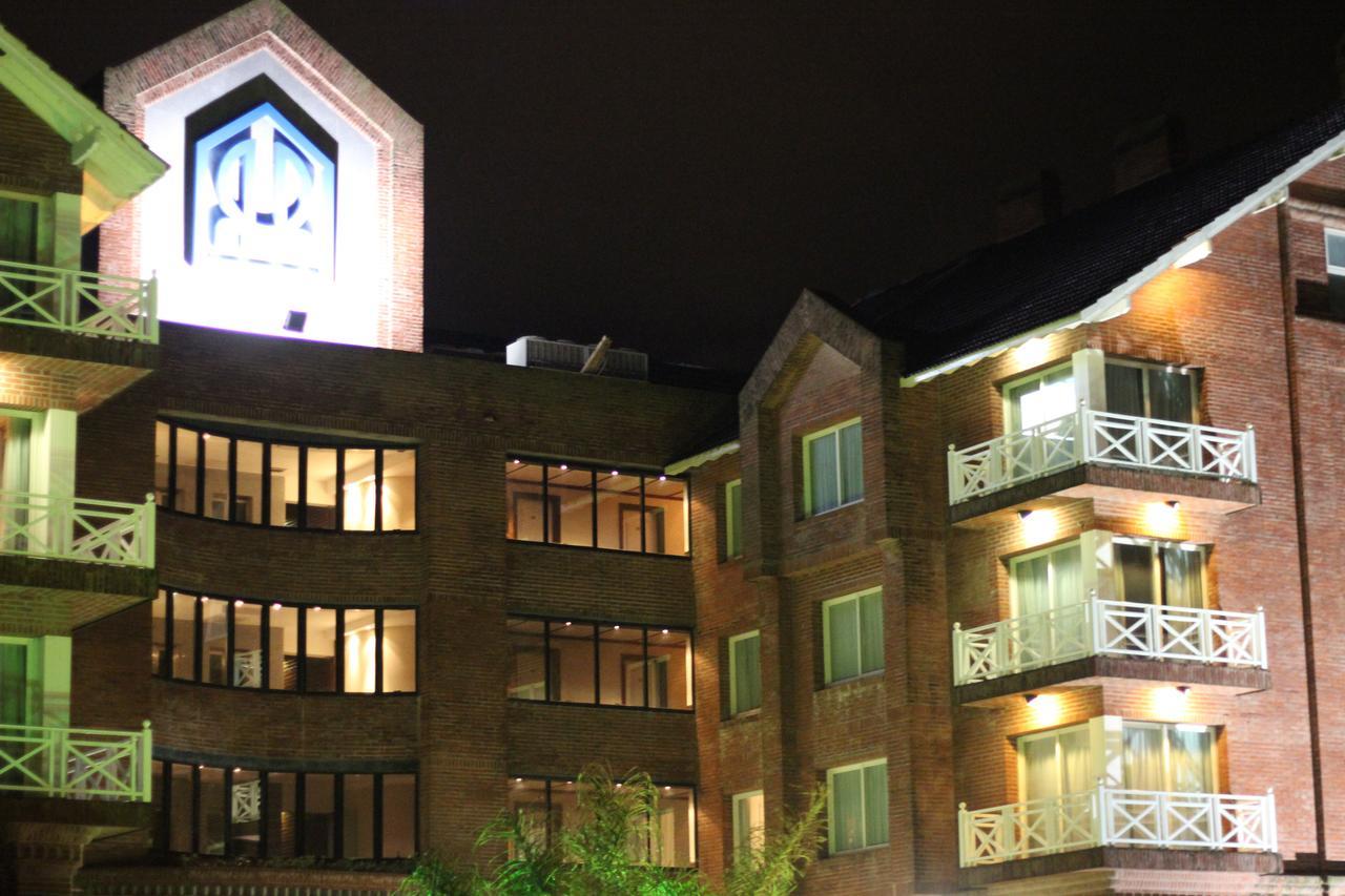 Hotel Reviens Pinamar Exteriér fotografie